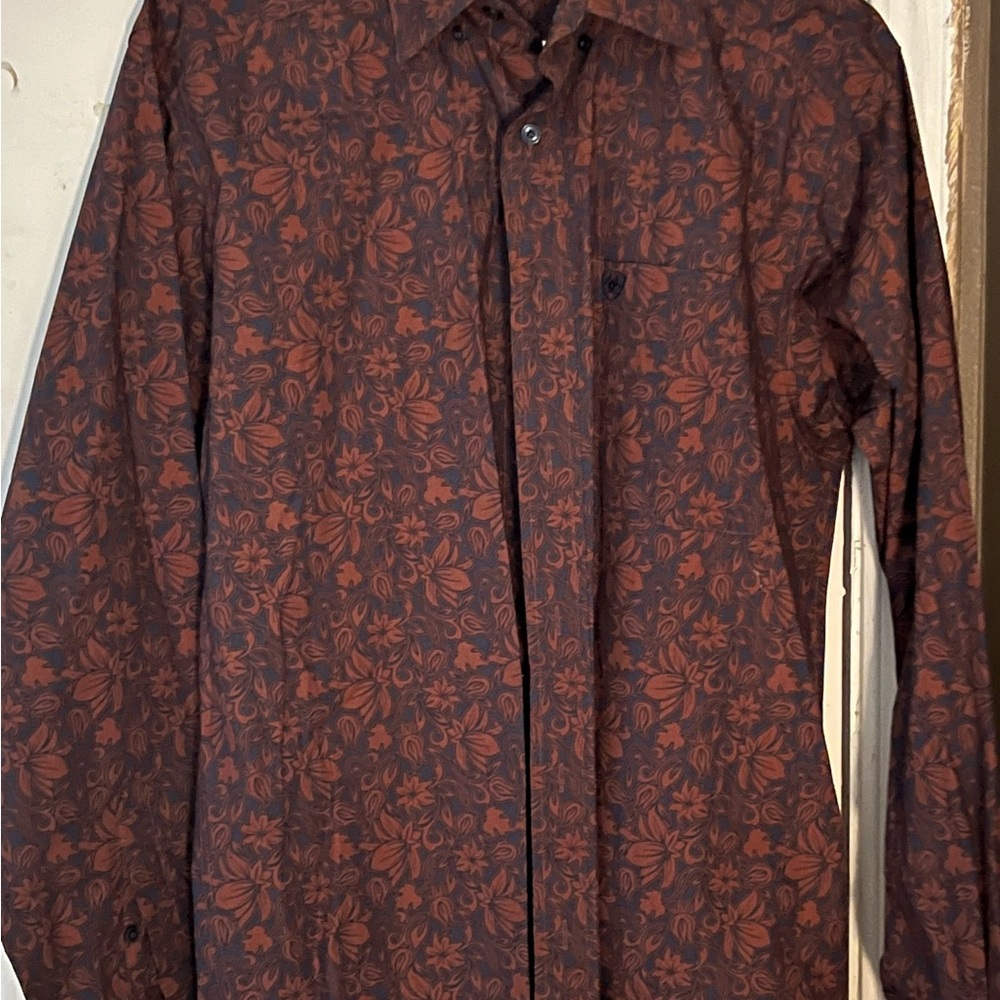 Ariat Brown Paisley Button Down Shirt size medium men vintage elegance look